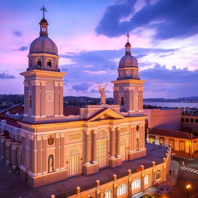 Catedral de Nuestra Senora | Cuba Salsa Tour